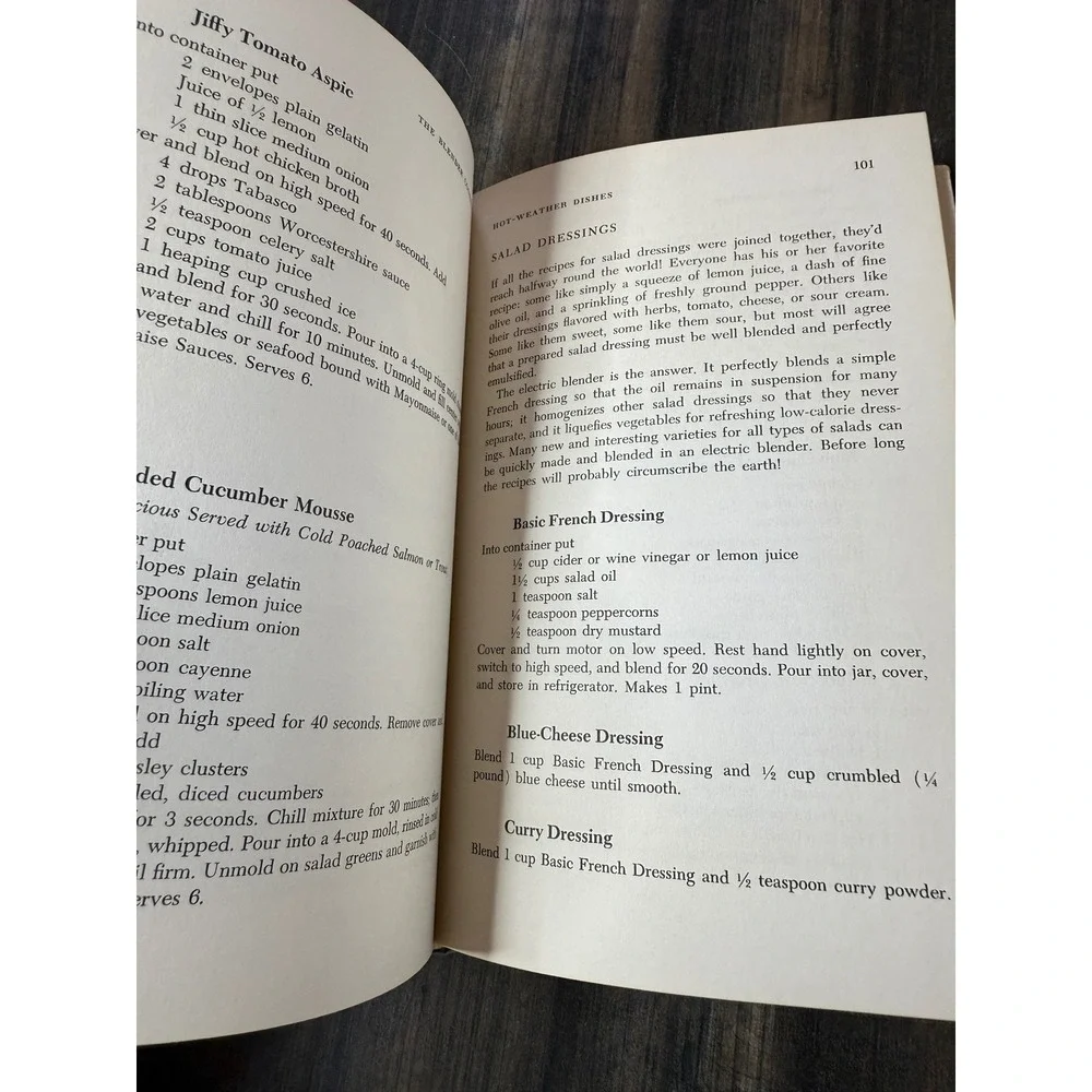 The Blender Cookbook by Ann‎ Seranne Eileen Gaden 1961 Vintage Hardcover
